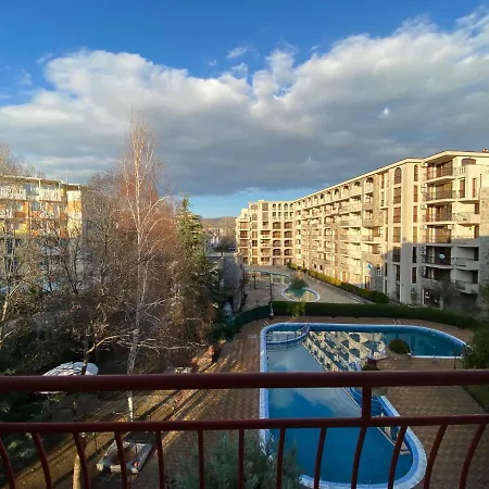 Anita A 25 Pool View Sunny 公寓