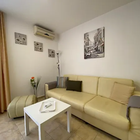 Anita A 25 Pool View Sunny * Słoneczny Brzeg