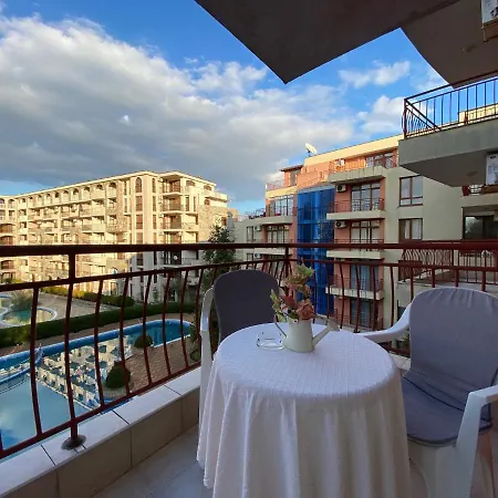 Anita A 25 Pool View Sunny Апартамент *
