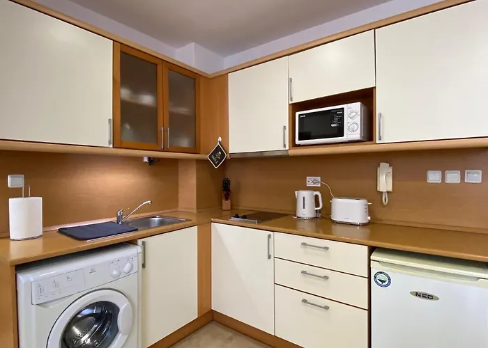 Anita A 25 Pool View Sunny