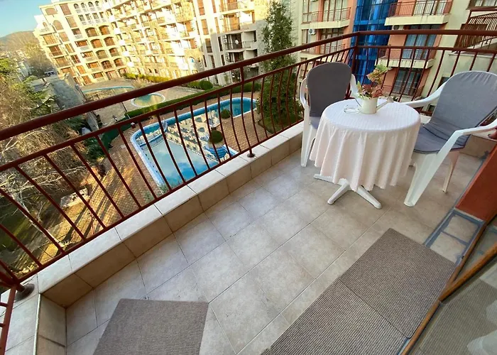 Anita A 25 Pool View Sunny Apartman *