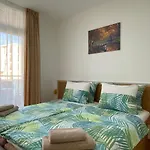Apartment Anita A 25 Pool View Sunny